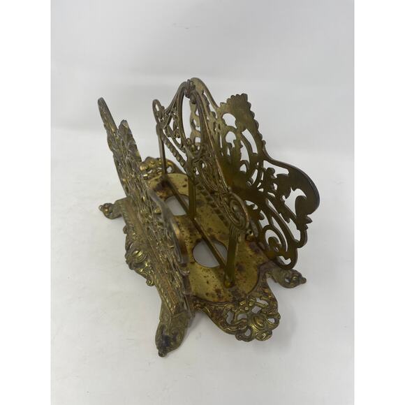 ANTIQUE BRADLEY & HUBBARD BRASS LETTER MAIL NAPKIN HOLDER HEAVY B & H DESK ITEM - Picture 4 of 8